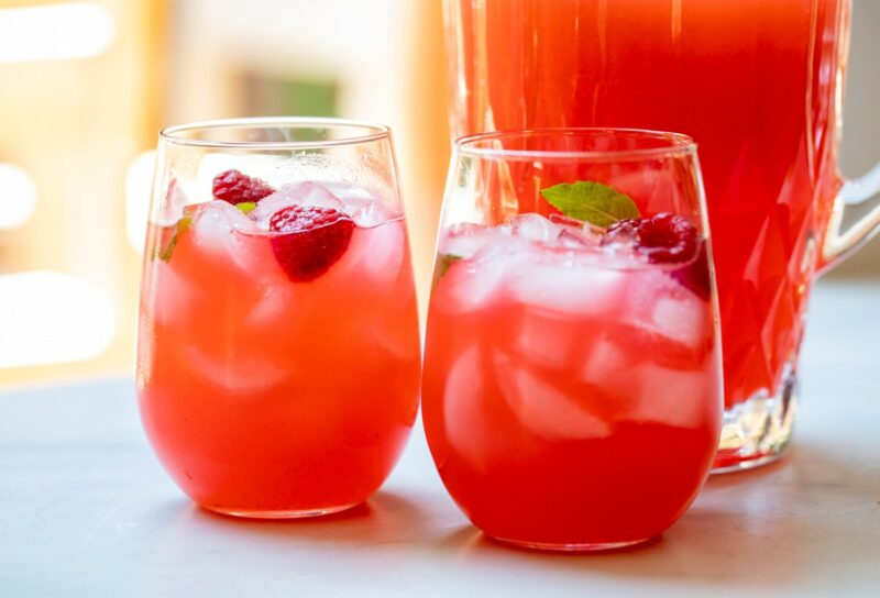 Fresh Raspberry Lemonade